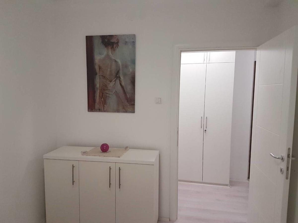 Apartment Gea 18 Novi Sad Esterno foto