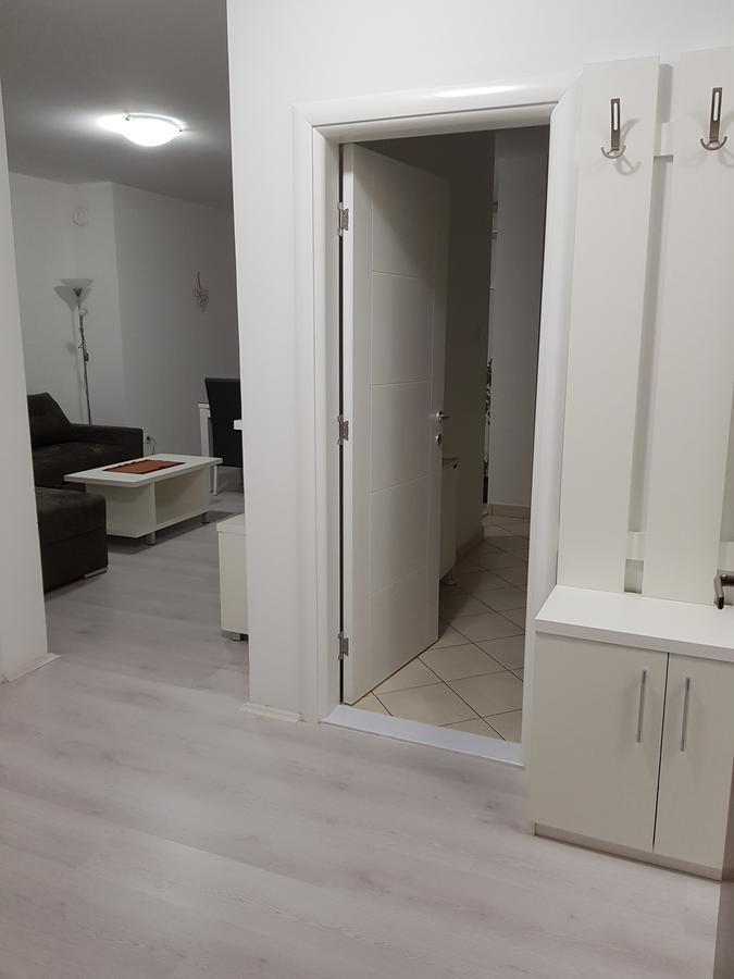 Apartment Gea 18 Novi Sad Esterno foto