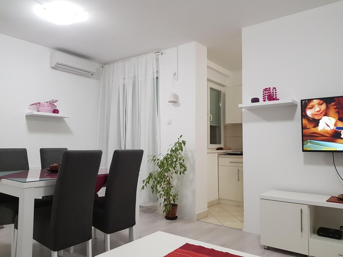 Apartment Gea 18 Novi Sad Esterno foto
