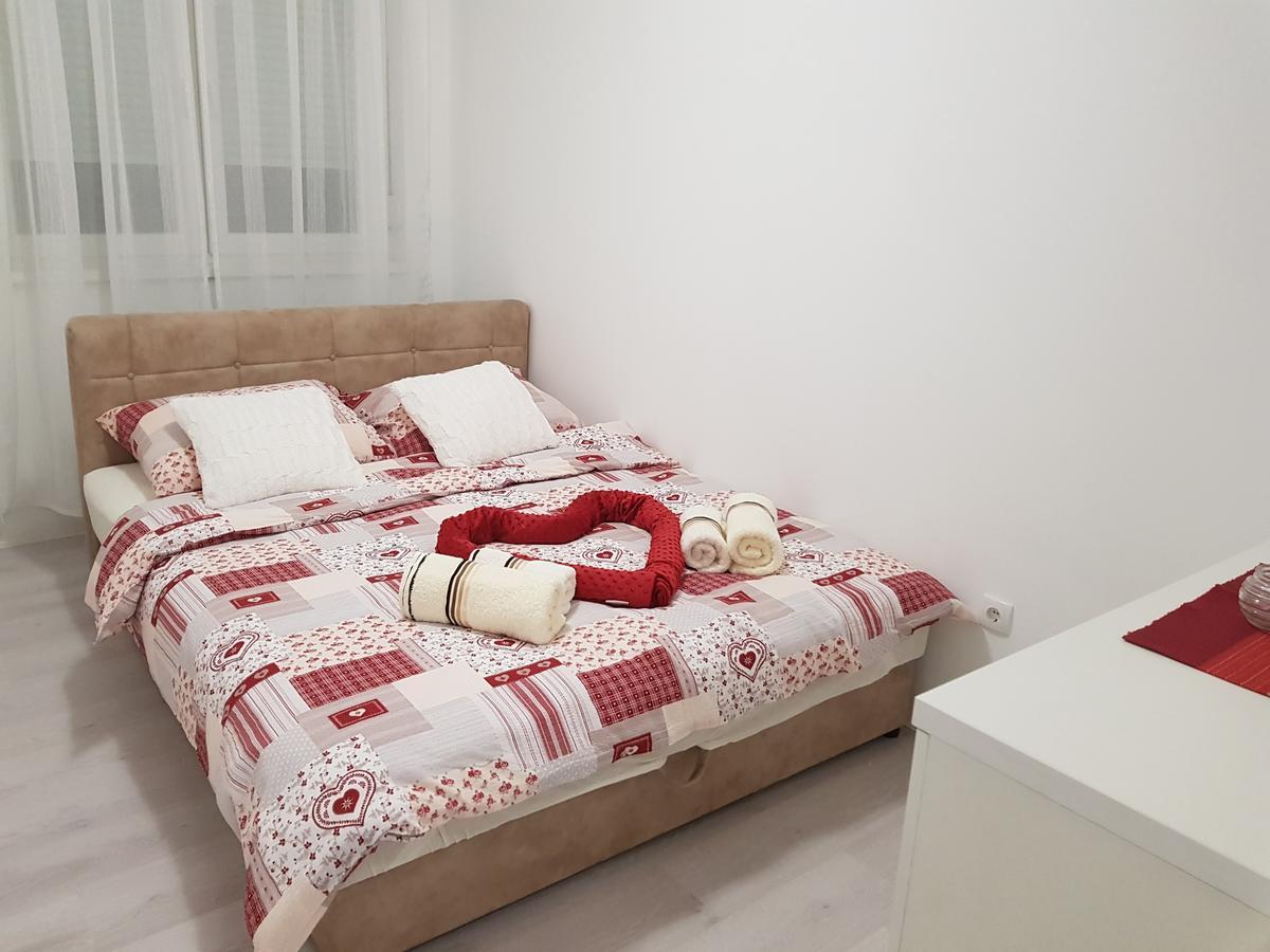 Apartment Gea 18 Novi Sad Esterno foto