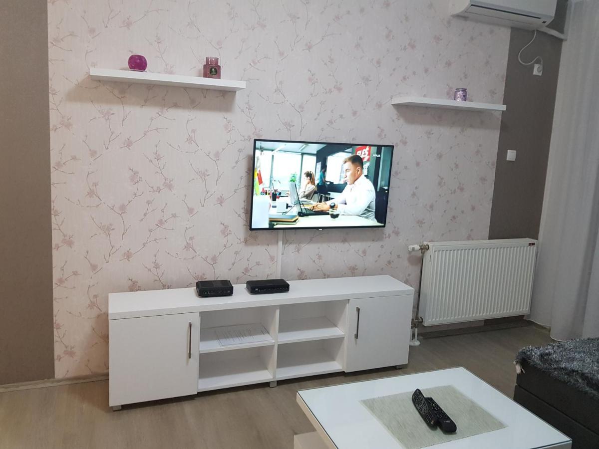 Apartment Gea 18 Novi Sad Esterno foto